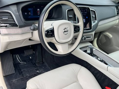 Used 2023 Volvo XC90 B6 Plus w/ Protection Package Premier AWD/4WD image 19