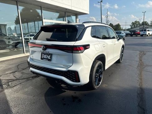 New 2026 Volkswagen Tiguan SE R-Line AWD/4WD image 7
