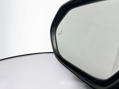 Used 2024 Toyota Camry XSE FWD image 16