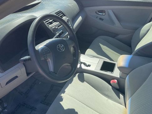 Used 2008 Toyota Camry LE FWD image 12