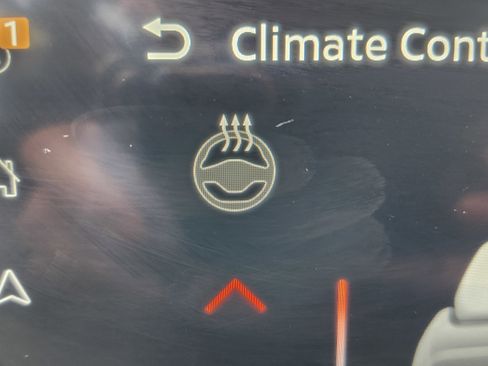 Used 2023 Nissan Ariya FWD image 11