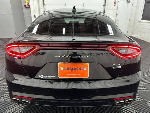 Used 2020 Kia Stinger GT1 AWD/4WD image 9