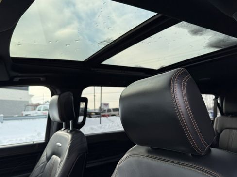 Used 2022 Ford Expedition Max Platinum image 46