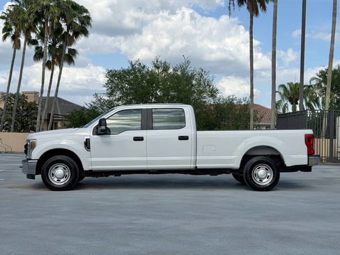 Used 2018 Ford F250 XL w/ Power Equipment Group image 9