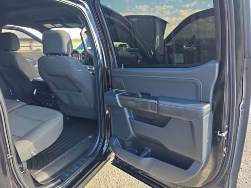 Used 2023 Ford F150 Lariat AWD/4WD image 34