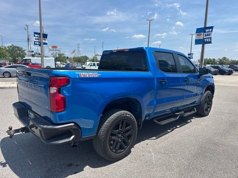 Used 2023 Chevrolet Silverado 1500 LT Trail Boss AWD/4WD image 5