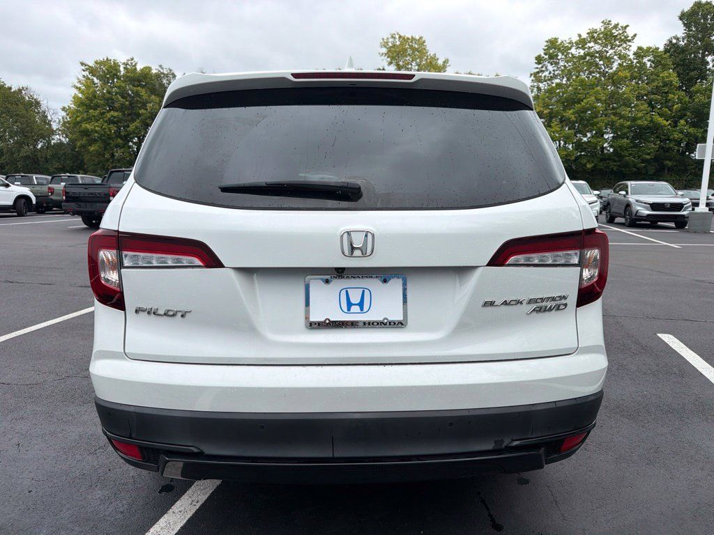 Used 2021 Honda Pilot Black Edition image 4