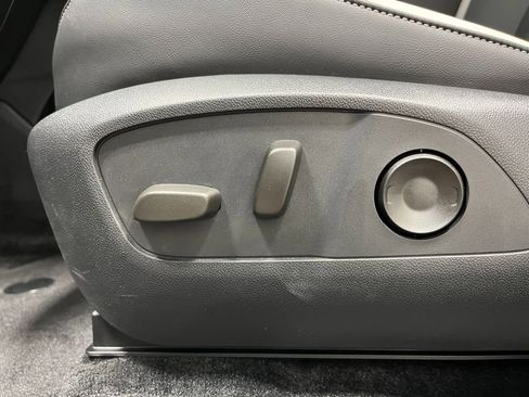 New 2025 Honda Prologue Touring image 19