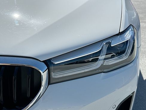 Certified 2023 BMW 530i RWD image 30