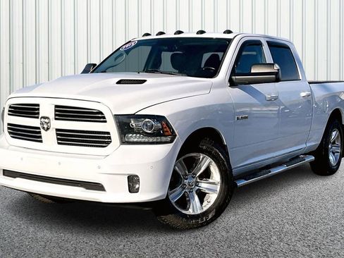 Used 2015 RAM 1500 Sport image 3