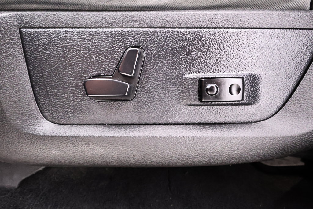 Used 2013 RAM 1500 Outdoorsman AWD/4WD image 13