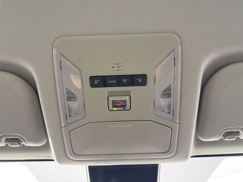 Certified 2022 Toyota RAV4 LE FWD image 6