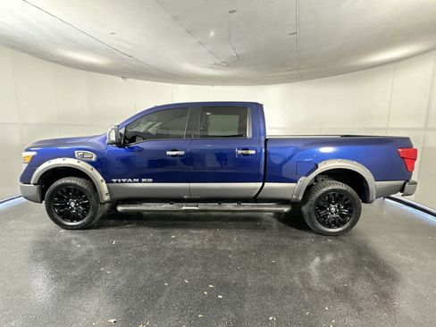 Used 2017 Nissan Titan Platinum Reserve image 7