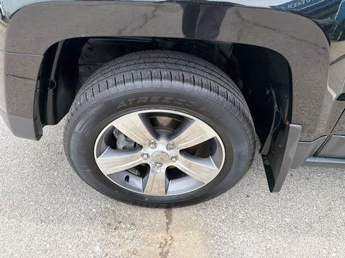 Used 2016 Jeep Patriot High Altitude AWD/4WD image 28
