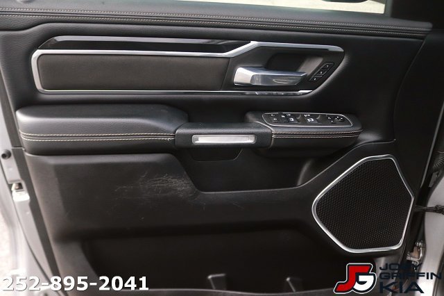 Used 2021 RAM 1500 Laramie w/ Sport Appearance Package AWD/4WD image 14