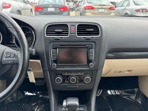 Used 2011 Volkswagen Jetta TDI image 2