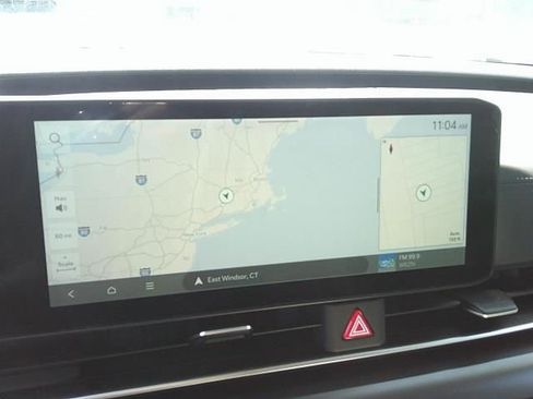 Used 2025 Kia Carnival image 15