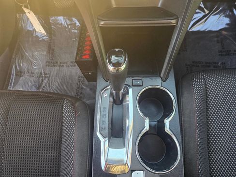 Used 2017 Chevrolet Equinox LS image 38