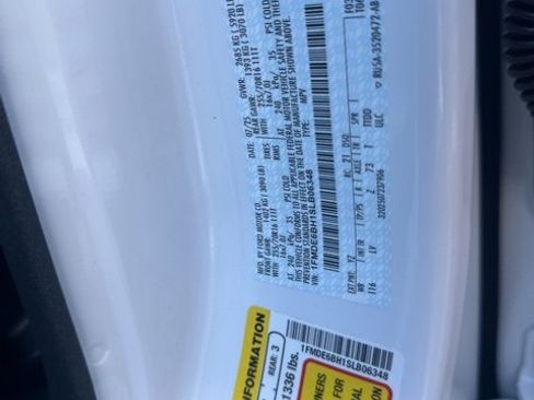 New 2025 Ford Bronco Base image 33