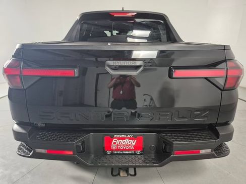 Used 2022 Hyundai Santa Cruz SEL w/ Activity Package FWD image 12