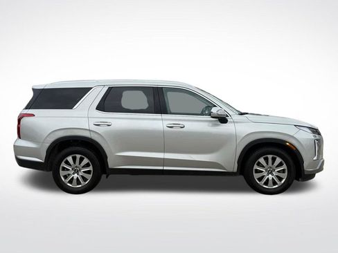 Used 2024 Hyundai Palisade SEL FWD image 2