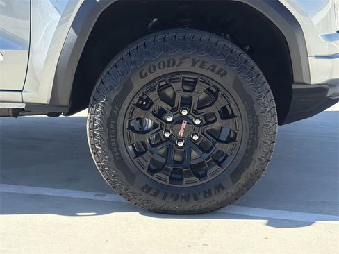 New 2026 GMC Canyon Elevation image 32