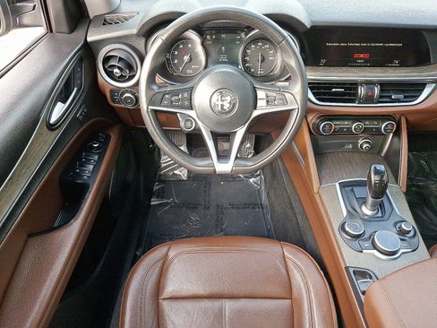 Used 2018 Alfa Romeo Stelvio Ti image 11