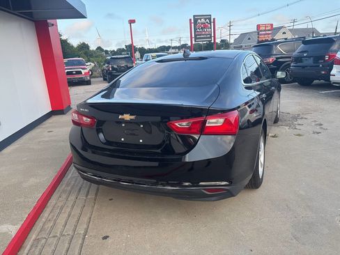 Used 2018 Chevrolet Malibu LS image 6