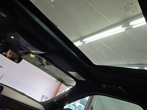 Used 2019 Lincoln Navigator Reserve image 8