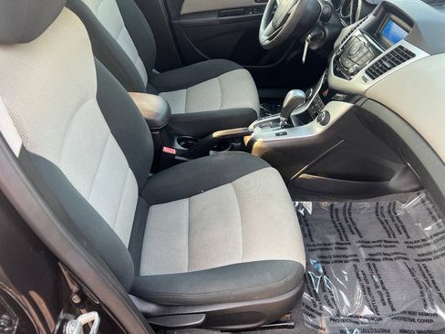 Used 2012 Chevrolet Cruze LS w/ Connectivity Package FWD image 25