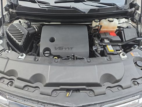 Used 2023 Chevrolet Traverse LT w/ LPO, Cargo Package image 28