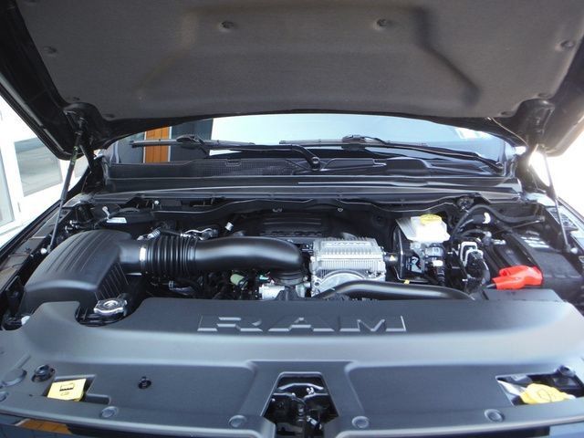 Used 2026 RAM 1500 Big Horn AWD/4WD image 8