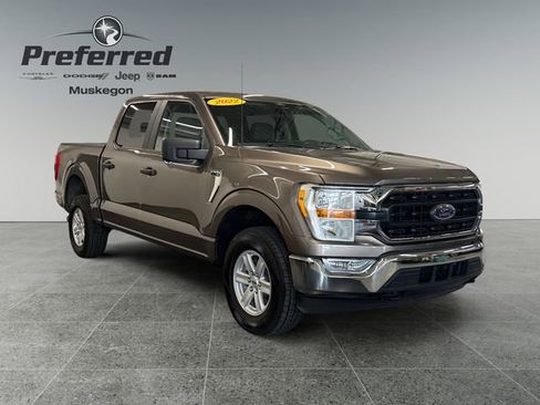 Used 2022 Ford F150 XLT AWD/4WD image 3