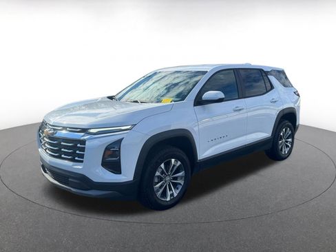 Used 2025 Chevrolet Equinox LT image 4