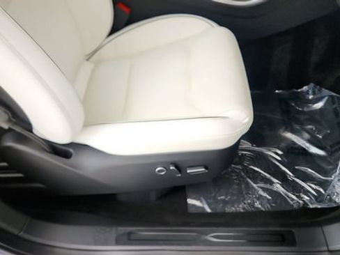 Used 2022 Tesla Model X Plaid AWD/4WD image 34