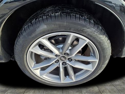 Used 2025 Audi Q3 2.0T Premium w/ Convenience Package image 7