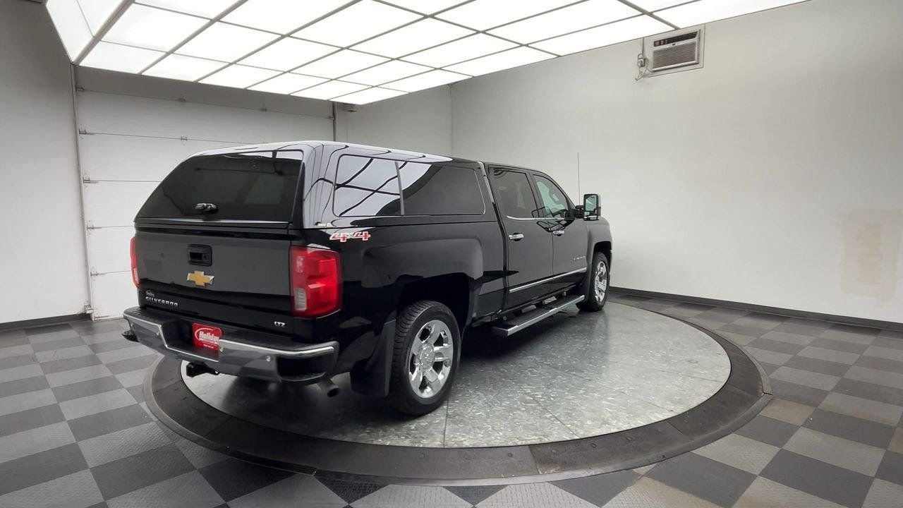 Used 2017 Chevrolet Silverado 1500 LTZ w/ LTZ Plus Package AWD/4WD image 40