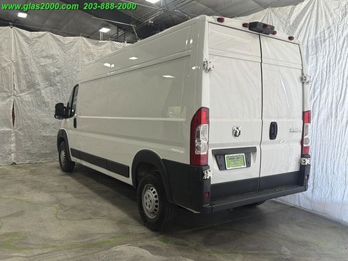 Used 2024 RAM ProMaster 2500 w/ Convenience Group FWD image 7
