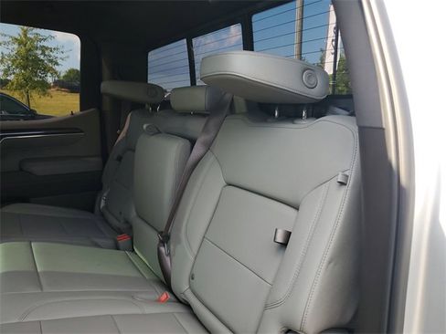 Used 2022 Chevrolet Silverado 1500 LTZ w/ LTZ Premium Package image 14