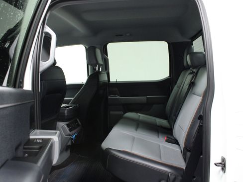 Used 2024 Ford F150 Lariat w/ FX4 Off-Road Package image 13