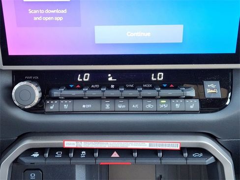 New 2026 Toyota Tundra Platinum image 15