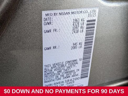 Used 2025 Nissan Altima 2.5 SV FWD image 32