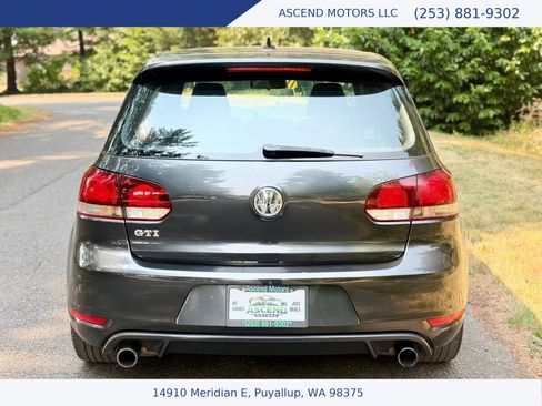 Used 2010 Volkswagen GTI 2-Door FWD image 4
