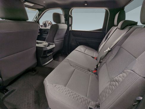 New 2026 Toyota Tundra SR image 18