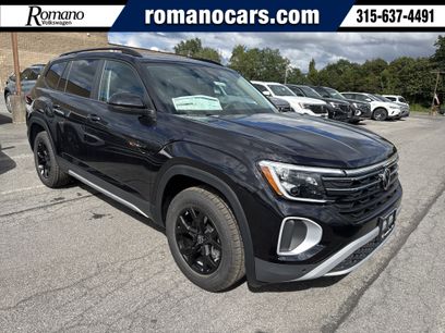 New 2026 Volkswagen Atlas Peak Edition
