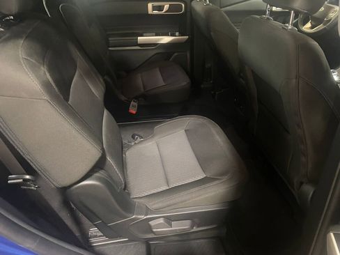 Used 2023 Ford Explorer XLT image 22