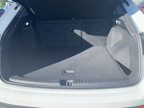 Used 2023 Audi Q4 e-tron Premium Plus w/ Premium Plus image 23