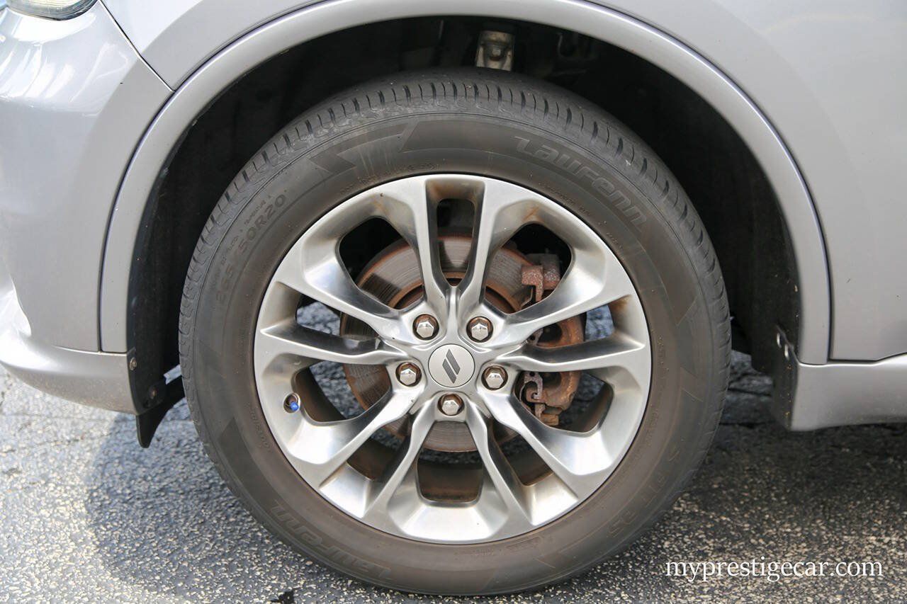 Used 2019 Dodge Durango GT AWD/4WD image 3