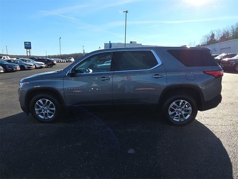 Used 2020 Chevrolet Traverse LS image 5