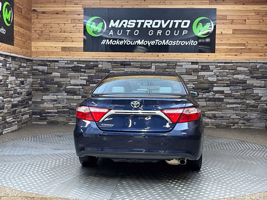 Used 2016 Toyota Camry XLE w/ Moonroof Package FWD image 8
